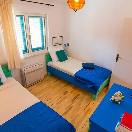 Luxury Jadranka With Heated Pool Maslinica