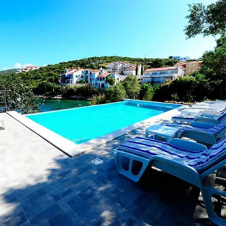Luxury Jadranka With Heated Pool Villa *